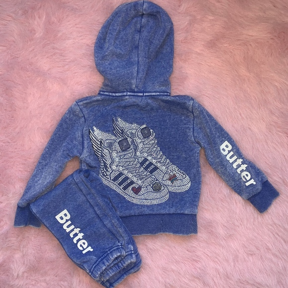2t sweatsuit
